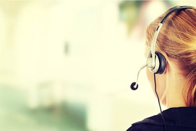Cisco Prime Collaboration replacement - contact center, girl with headset